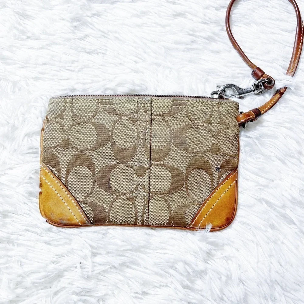 Coach Logo Wristlet Signature Logo Print EUC